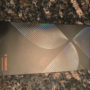 Torras Magnetic O Stand Q3 Case iPhone 17 Pro Max